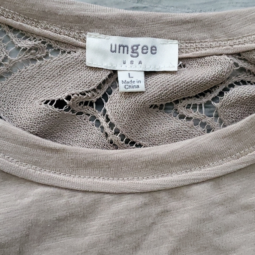 Umgee Crocheted Lace Distressed Shirt Sz Large - Picture 4 of 7